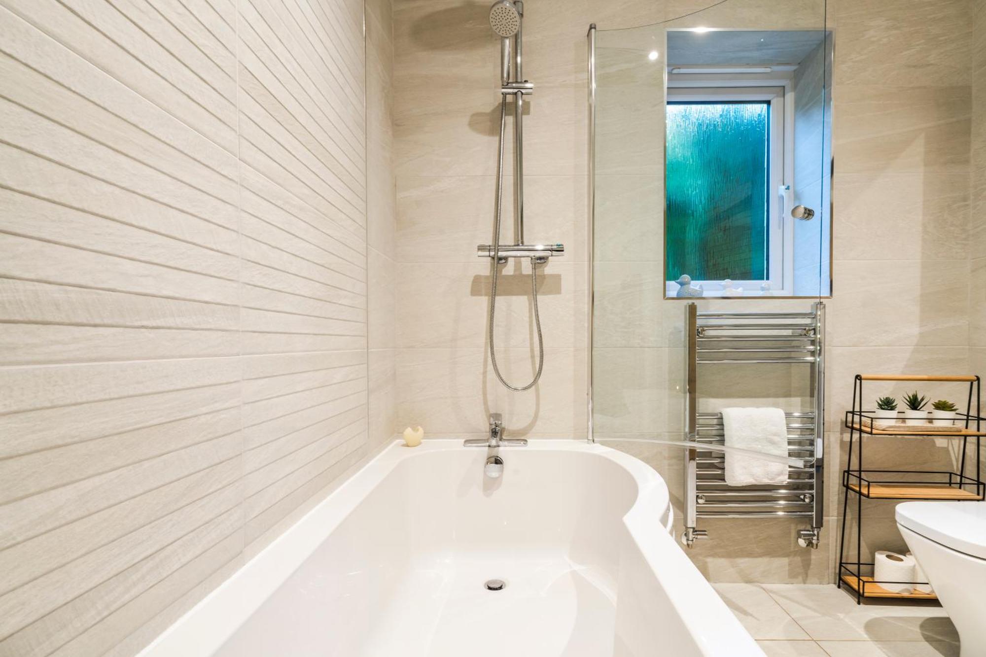 Pet Friendly With A Hot Tub Villa Hednesford Ngoại thất bức ảnh